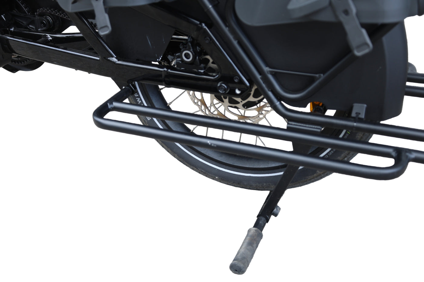 MOUSTACHE Lundi 20 Cargo 5 2022 T.39