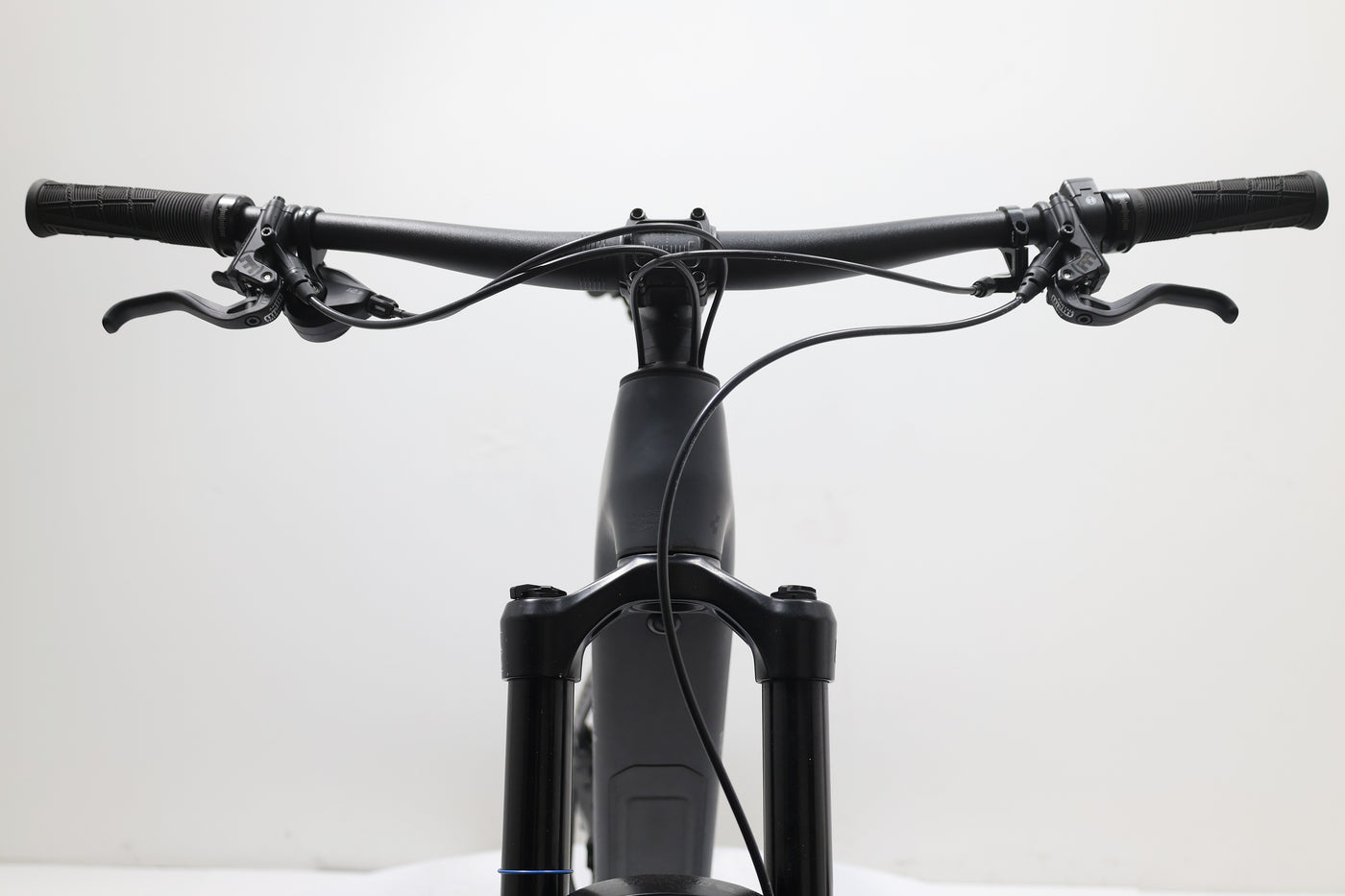 CUBE Stereo Hybrid ONE77 HPC Race 800 2025