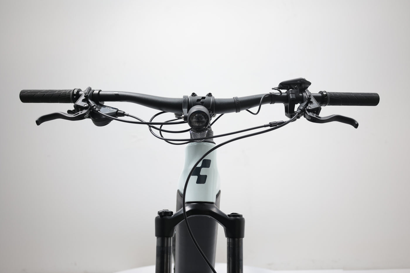 CUBE Stereo Hybrid 140 HPC Pro 750 2024 T.S