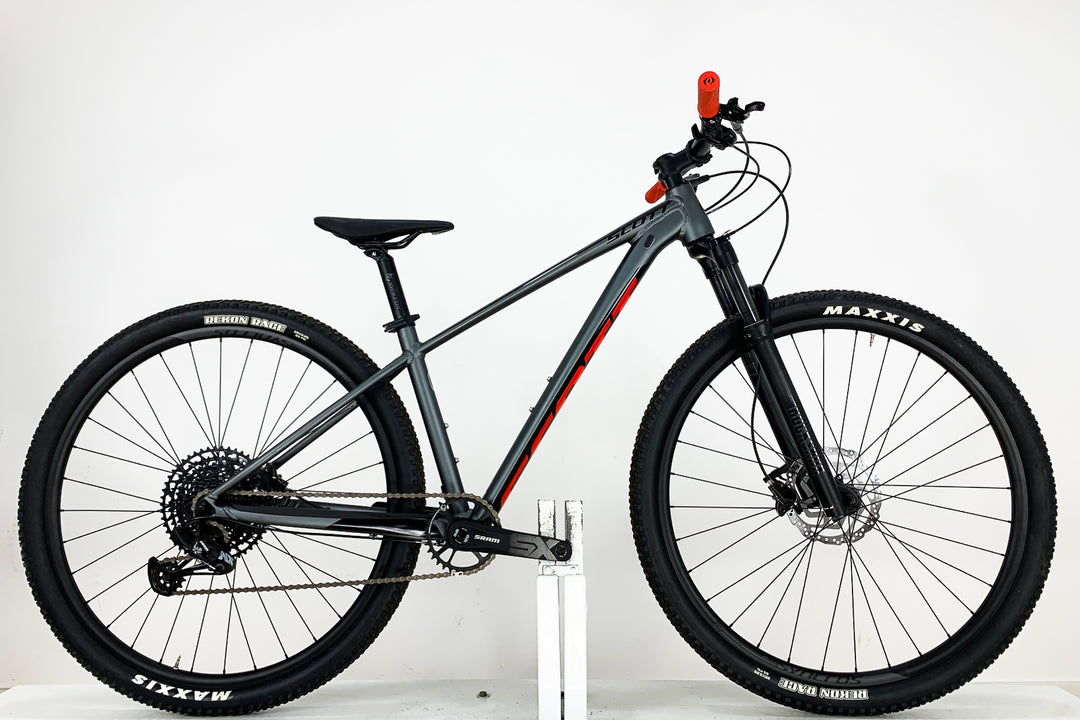 SCOTT Scale Dark Grey 970 XL 2022